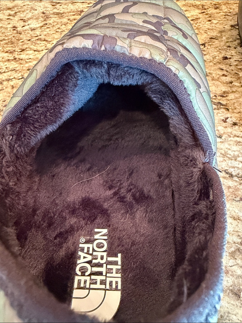 The North Face Men’s Green Camo Quilted Slip-On Mules - Picture 3 of 4